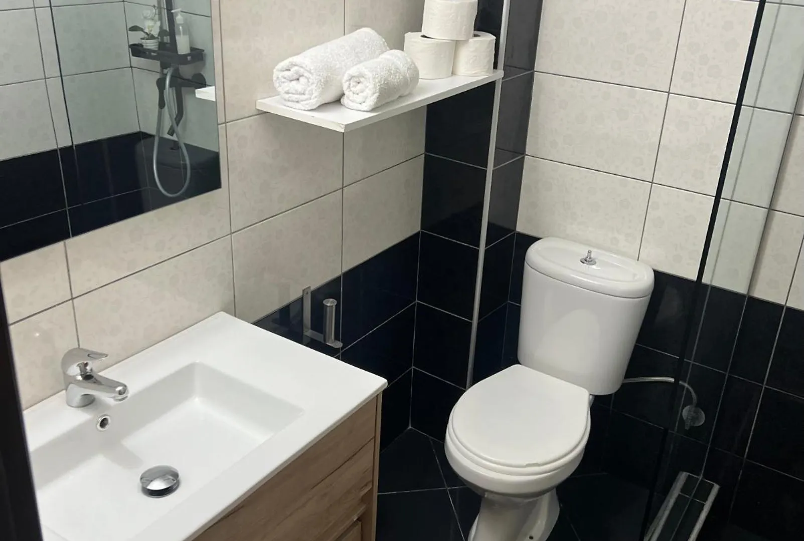 Ansi Paradiso Apartaments Sarandë Albanië