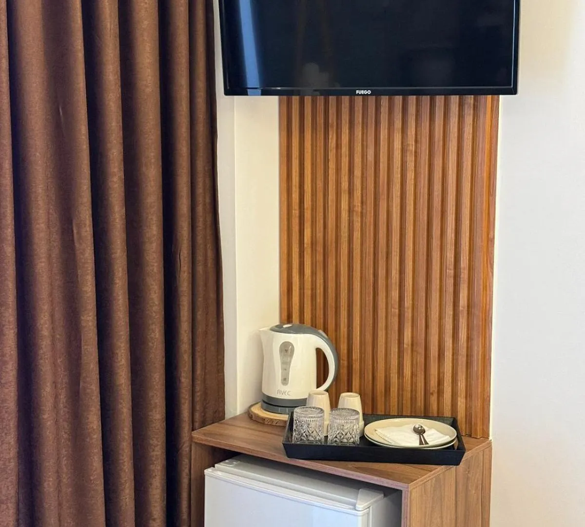 Ansi Paradiso Apartaments Sarandë